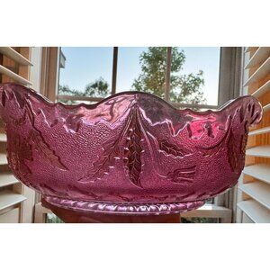 Vintage Purple Pressed Glass Serving Bowl With Scalloped Rim & Leaf Design